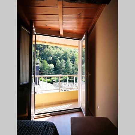 Apartamento Con Vistas Al Rio A Solaina Самос Экстерьер фото